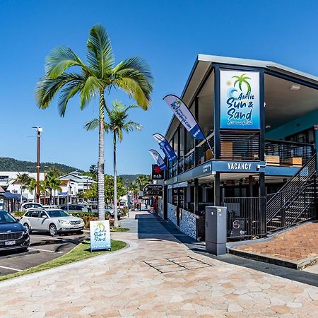 Airlie Sun & Sand Accommodation Studio #1 Airlie Beach Bagian luar foto