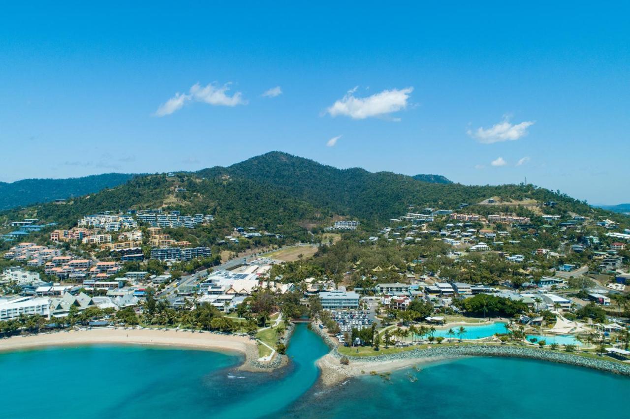 Airlie Sun & Sand Accommodation Studio #1 Airlie Beach Bagian luar foto