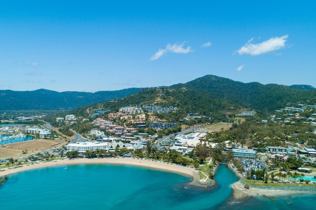 Airlie Sun & Sand Accommodation Studio #1 Airlie Beach Bagian luar foto