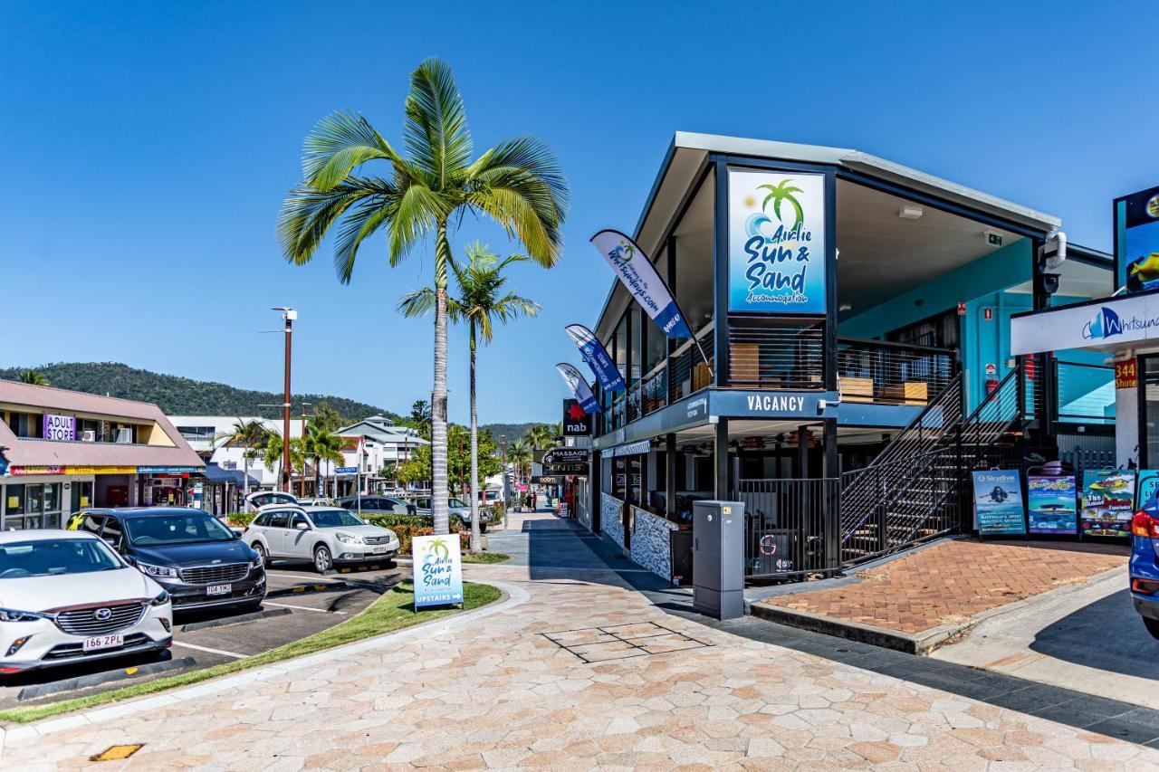Airlie Sun & Sand Accommodation Studio #1 Airlie Beach Bagian luar foto