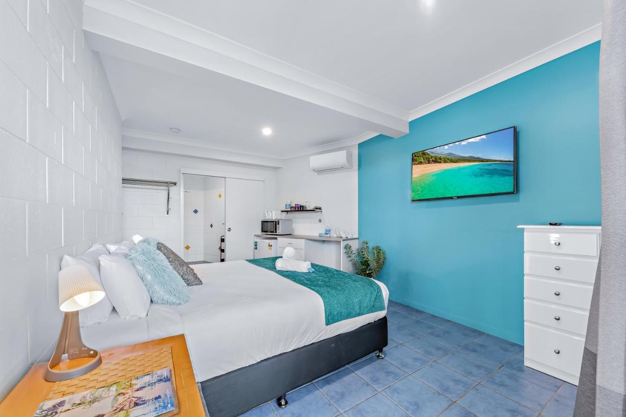 Airlie Sun & Sand Accommodation Studio #1 Airlie Beach Bagian luar foto